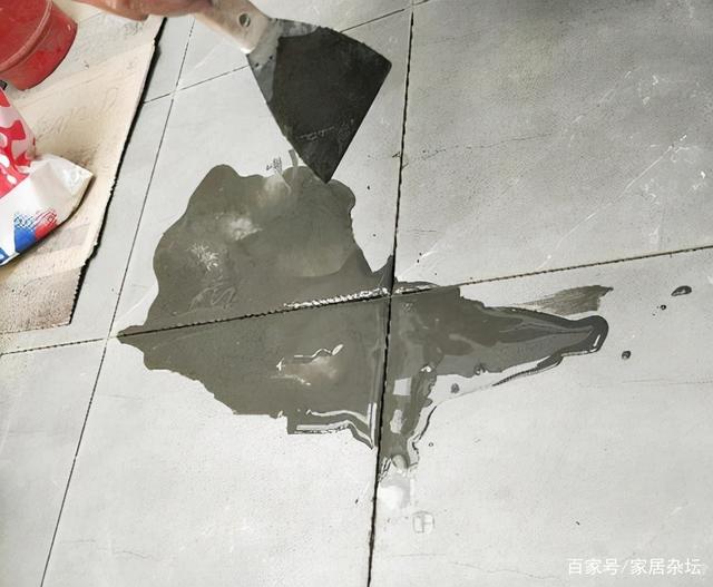 瓷砖地砖空鼓了怎么办呢图片(瓷砖地砖空鼓了怎么办呢图片视频)
